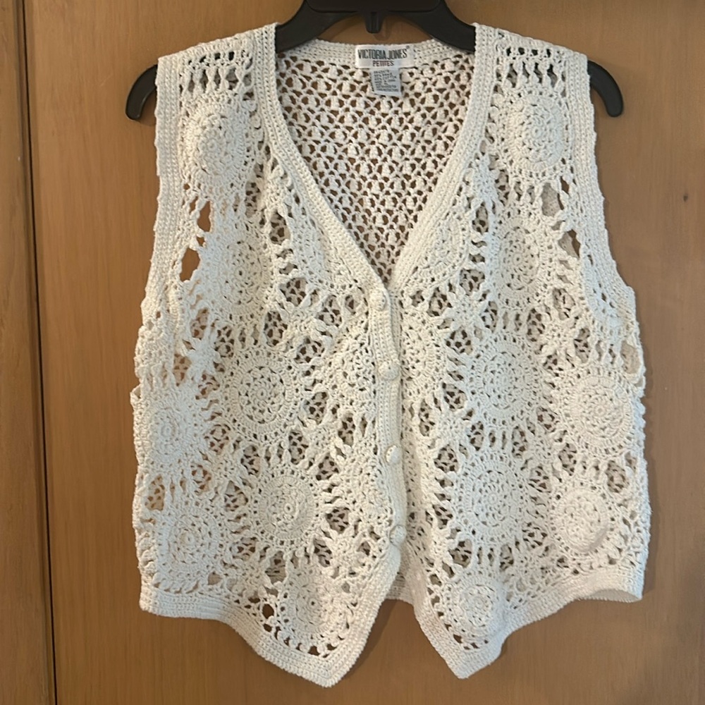 Victoria Jones Vintage Crochet Open Weave Vest White Size PL Petite Large